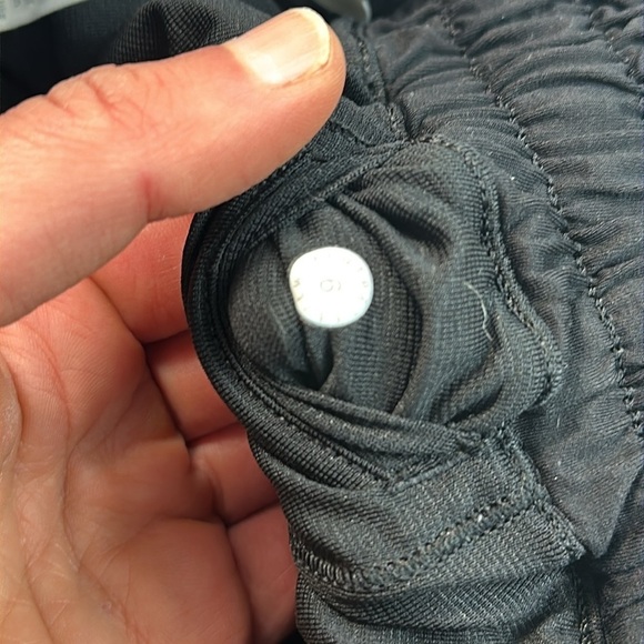 Lululemon Hotty Hot Short II *Long 4" Black - Picture 5 of 8